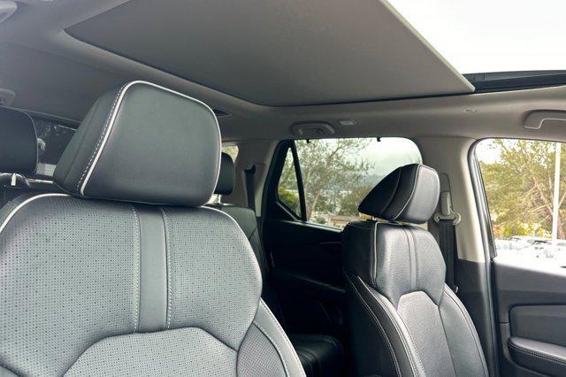 used 2025 Honda Pilot car, priced at $50,999