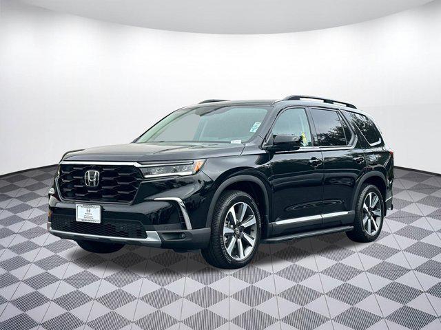 used 2025 Honda Pilot car, priced at $50,999