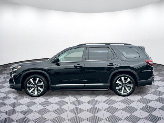used 2025 Honda Pilot car, priced at $50,999