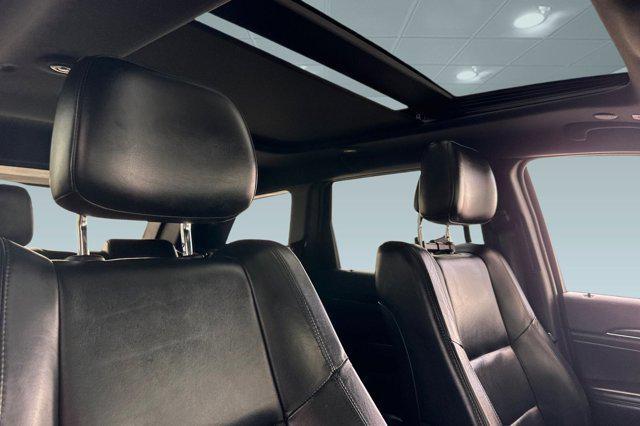 used 2020 Jeep Grand Cherokee car, priced at $17,999