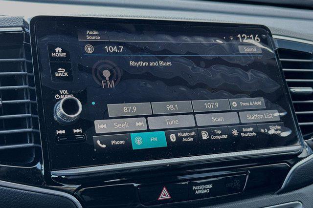 new 2025 Honda Ridgeline car, priced at $40,552