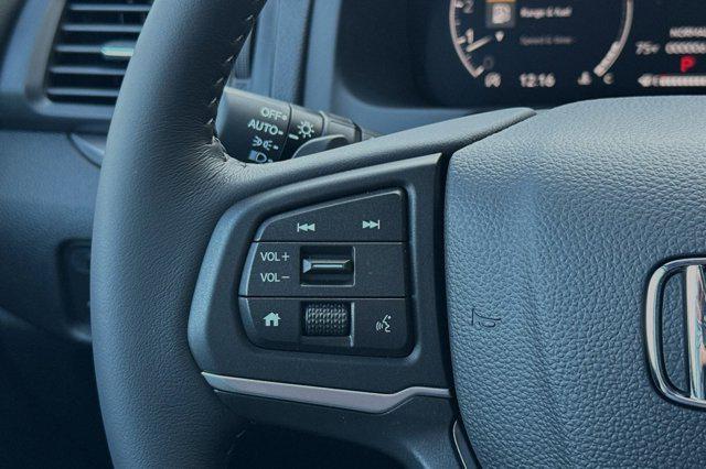 new 2025 Honda Ridgeline car, priced at $40,552