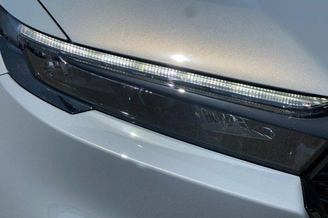 new 2026 Honda CR-V Hybrid car, priced at $40,575