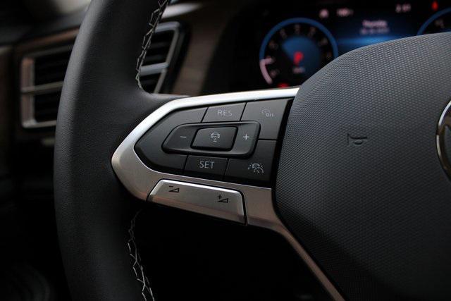 new 2024 Volkswagen Atlas car, priced at $43,000
