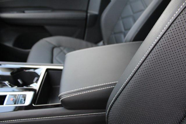 new 2024 Volkswagen Atlas car, priced at $43,000
