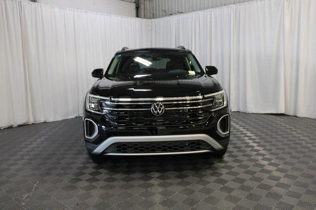 new 2025 Volkswagen Atlas car, priced at $46,259