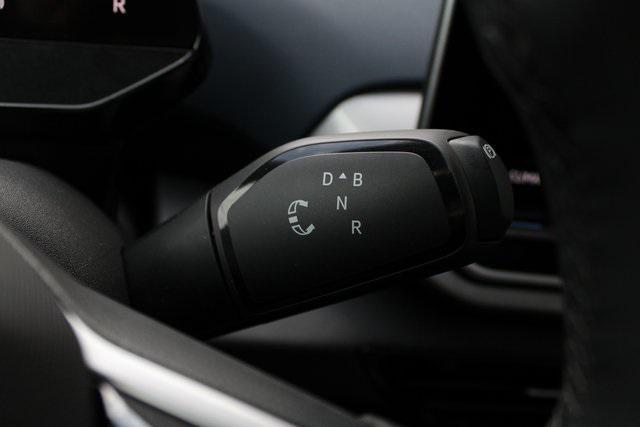 new 2025 Volkswagen ID.4 car, priced at $49,936