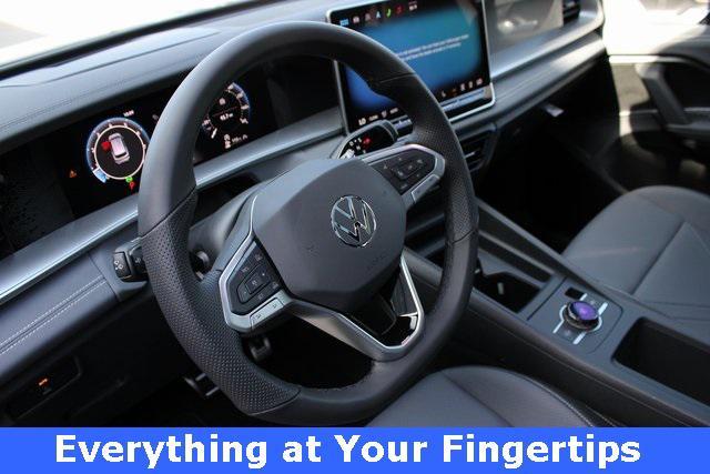 new 2025 Volkswagen Tiguan car, priced at $37,832