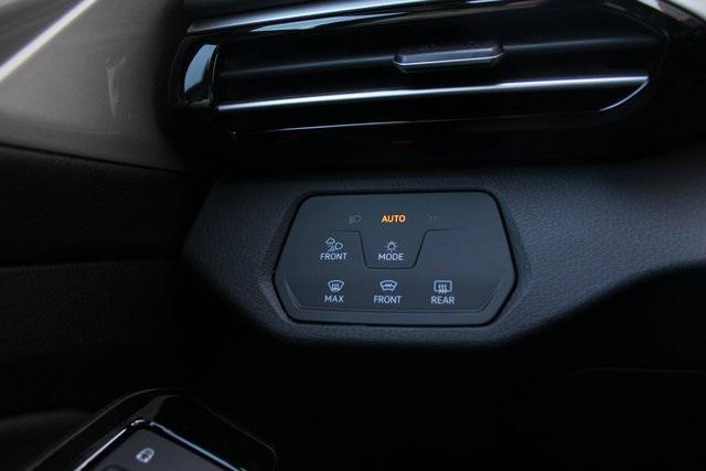 new 2025 Volkswagen ID.4 car, priced at $49,432