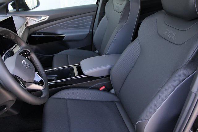 new 2025 Volkswagen ID.4 car, priced at $49,432