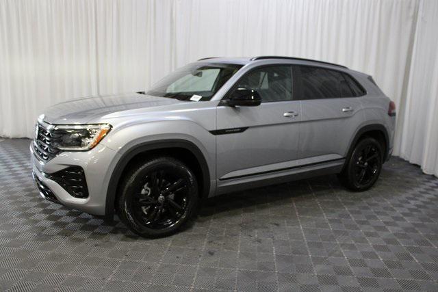 new 2025 Volkswagen Atlas Cross Sport car, priced at $48,036