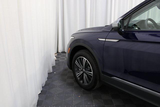 new 2024 Volkswagen Tiguan car, priced at $32,333