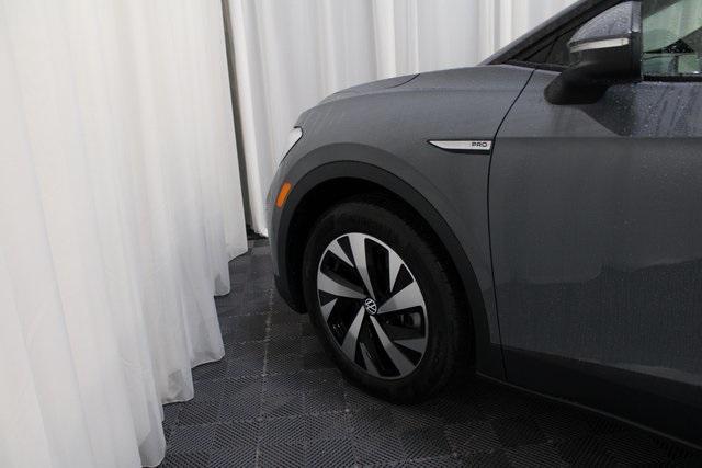 new 2025 Volkswagen ID.4 car, priced at $47,261