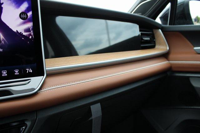 new 2025 Volkswagen Tiguan car, priced at $42,286