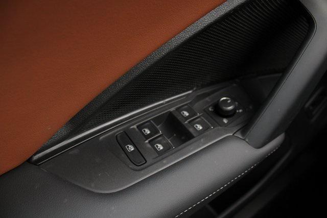 new 2025 Volkswagen Tiguan car, priced at $42,286