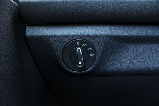 new 2025 Volkswagen Jetta car, priced at $25,018