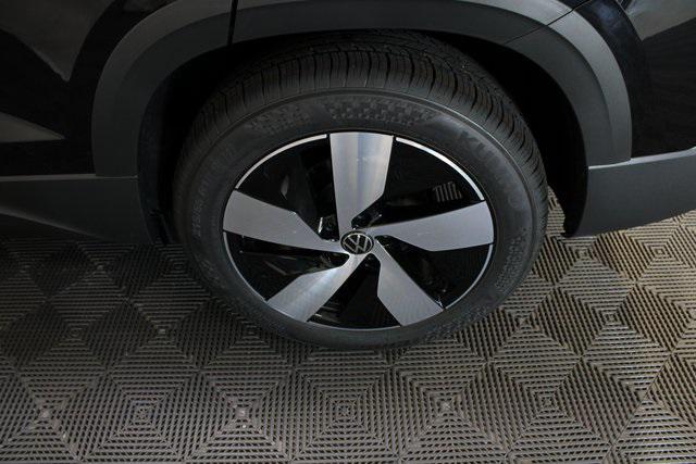 new 2025 Volkswagen Taos car, priced at $27,800