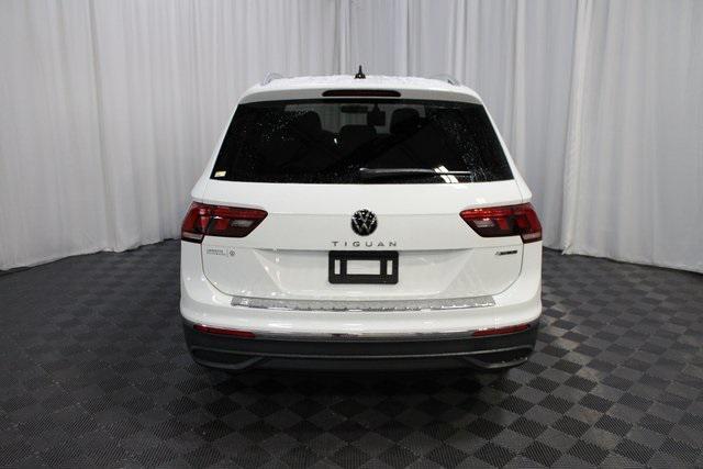 new 2024 Volkswagen Tiguan car, priced at $32,276