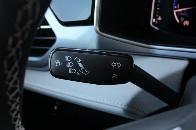 new 2025 Volkswagen Taos car, priced at $34,406