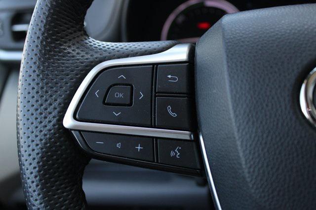 used 2024 Toyota Sienna car, priced at $51,500