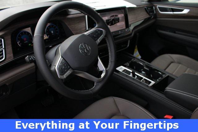 new 2025 Volkswagen Atlas car, priced at $48,301