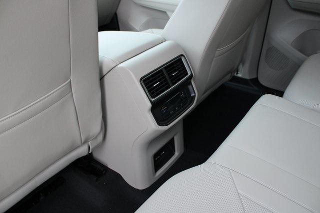 new 2026 Volkswagen Atlas car, priced at $41,233