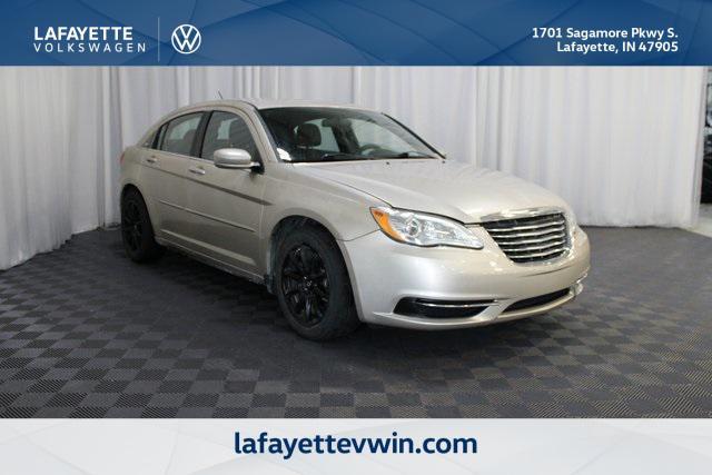 used 2013 Chrysler 200 car, priced at $3,500