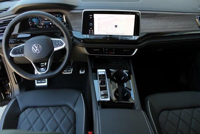 new 2024 Volkswagen Atlas car, priced at $53,460