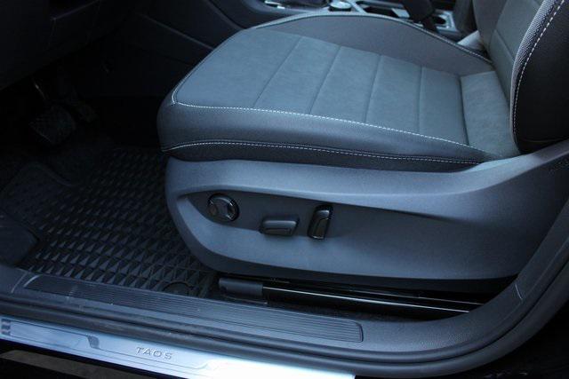 new 2024 Volkswagen Taos car, priced at $31,556