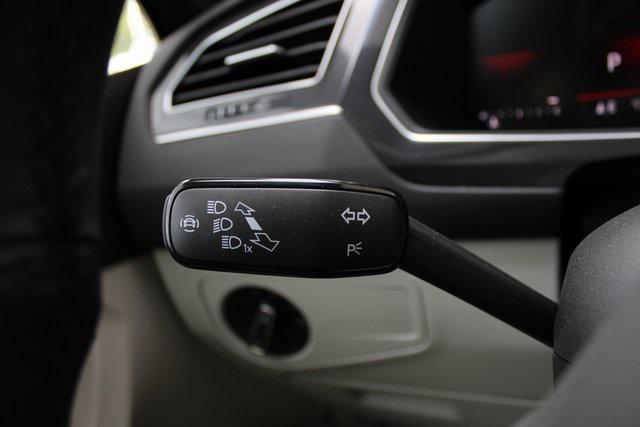 new 2024 Volkswagen Tiguan car, priced at $34,799