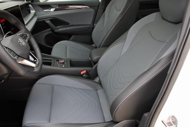 new 2025 Volkswagen Tiguan car, priced at $38,582