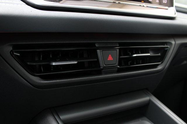 new 2025 Volkswagen Tiguan car, priced at $38,582