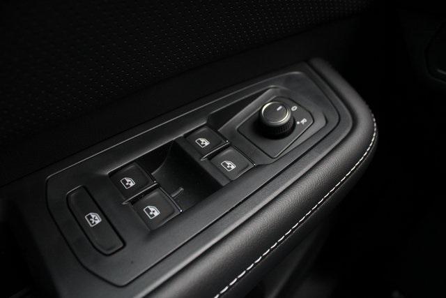 new 2026 Volkswagen Atlas car, priced at $46,692