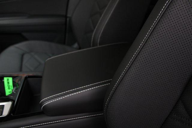 new 2026 Volkswagen Atlas car, priced at $46,692