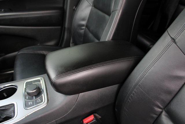 used 2018 Jeep Grand Cherokee car, priced at $16,500