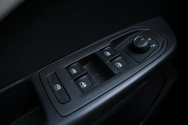 new 2024 Volkswagen Taos car, priced at $29,556