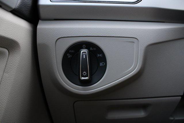 used 2021 Volkswagen Atlas car, priced at $25,000