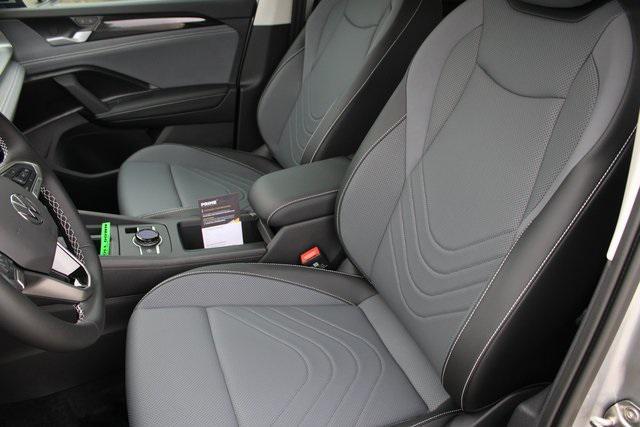 new 2025 Volkswagen Tiguan car, priced at $35,270