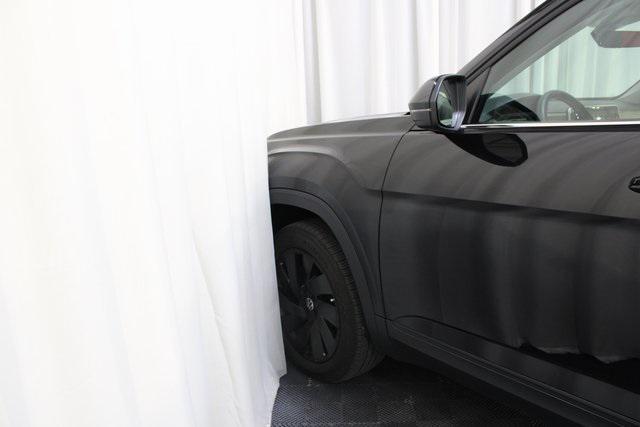 used 2024 Volkswagen Atlas car, priced at $32,000