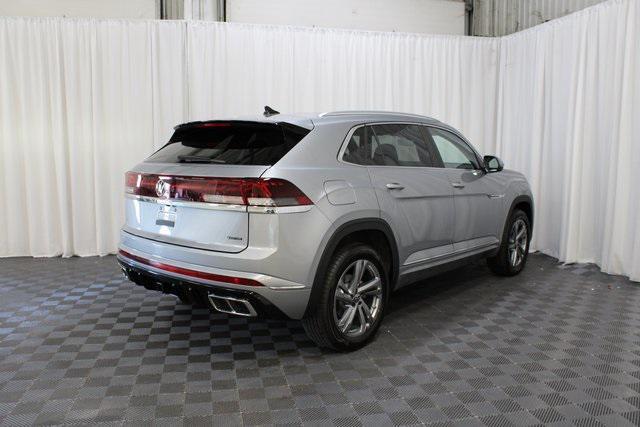 new 2024 Volkswagen Atlas Cross Sport car, priced at $46,946