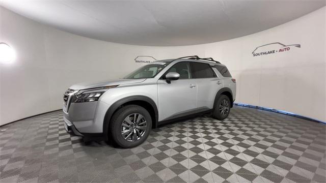 new 2025 Nissan Pathfinder car, priced at $40,072