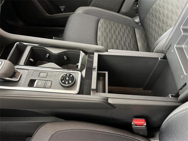 new 2025 Nissan Pathfinder car, priced at $40,072