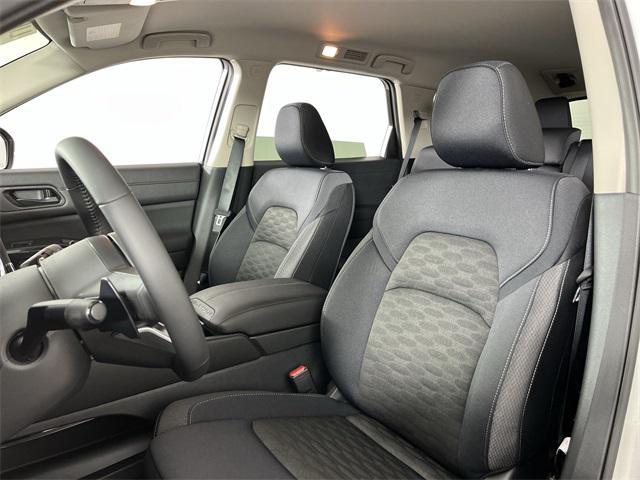 new 2025 Nissan Pathfinder car, priced at $40,072