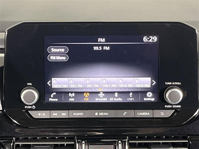 new 2025 Nissan Pathfinder car, priced at $35,563