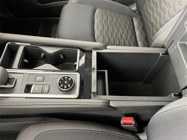 new 2025 Nissan Pathfinder car, priced at $35,563