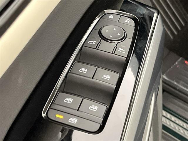 new 2025 Nissan Pathfinder car, priced at $43,054