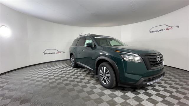new 2025 Nissan Pathfinder car, priced at $43,054