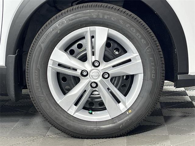 new 2025 Nissan Kicks car, priced at $22,347