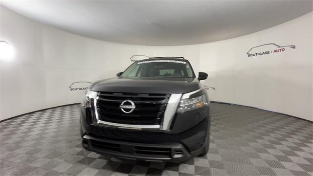new 2025 Nissan Pathfinder car, priced at $35,072