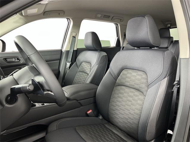 new 2025 Nissan Pathfinder car, priced at $35,072